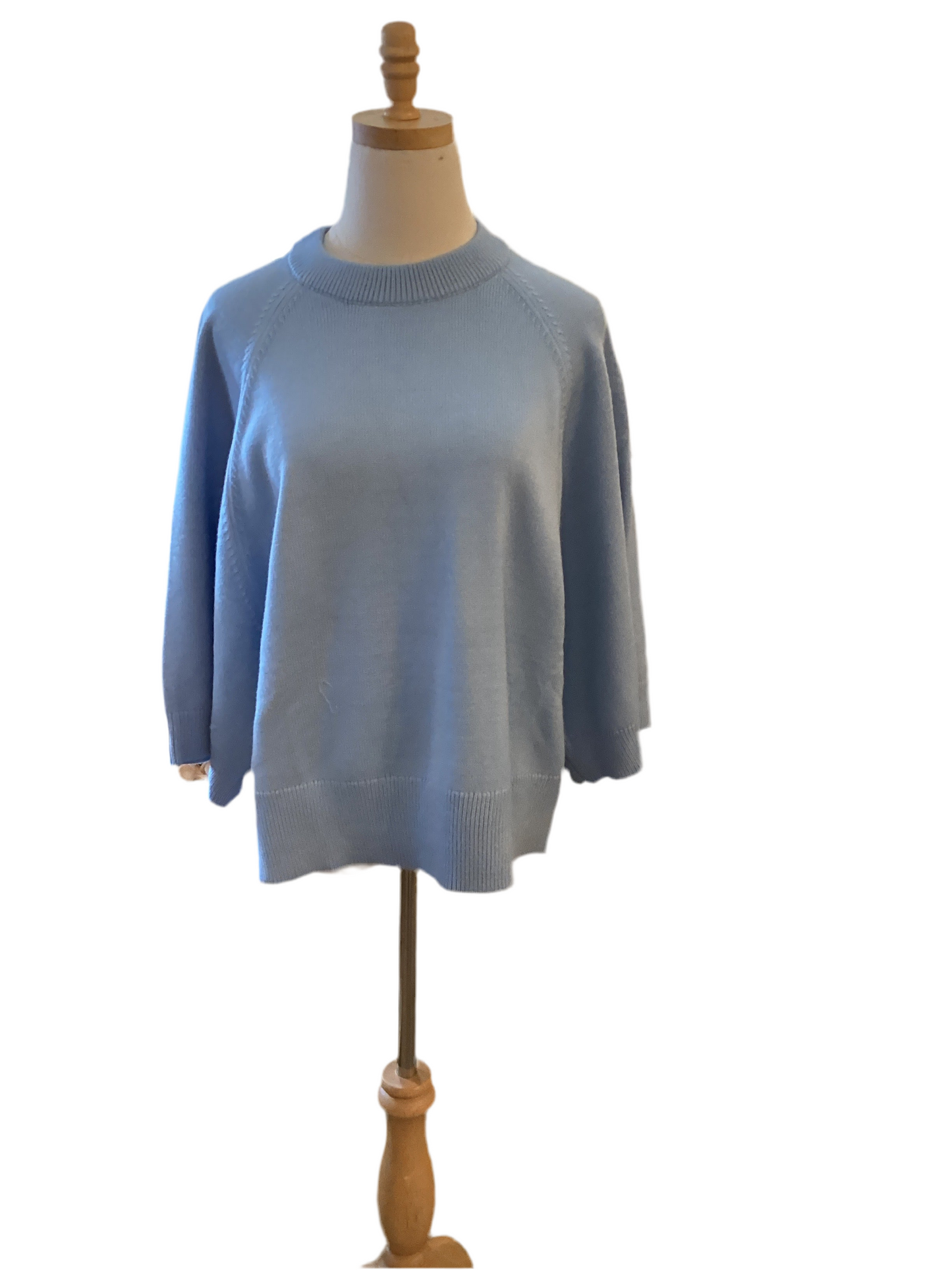 Jodifl light blue sweater with quarter length wide sleeve