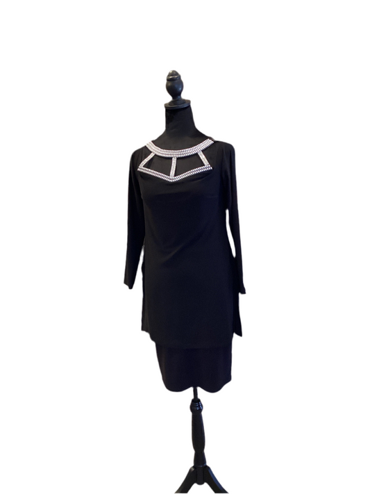Frank Lyman black top with rhinestone accent