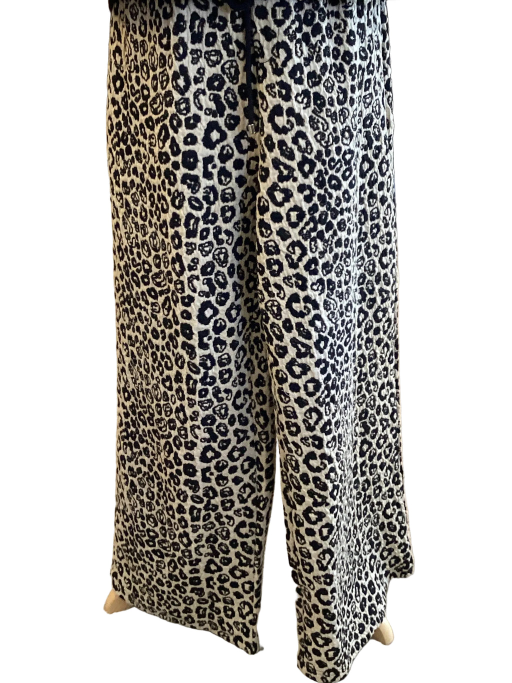 Annie Wear leopard jacquard wide leg pant