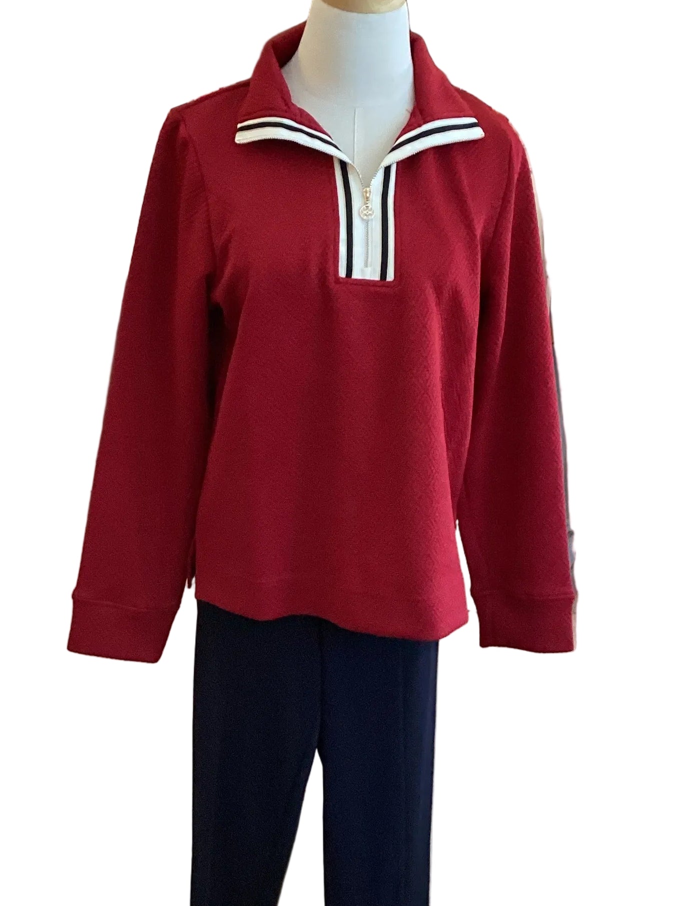 Mary Square Garnet textured 3/4 black white accent zip sweater