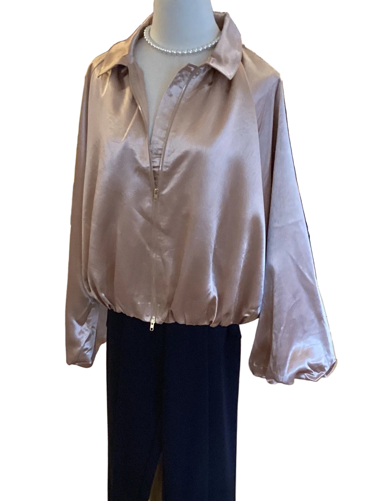 Gigio champagne satin bomber jacket with bubble hem and sleeve
