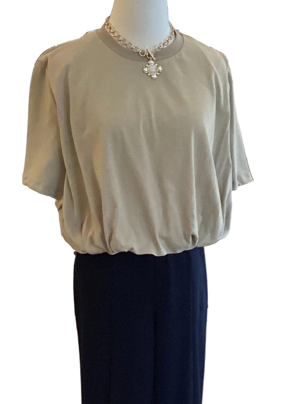 Glam taupe round neck short sleeve t shirt with bubble hem