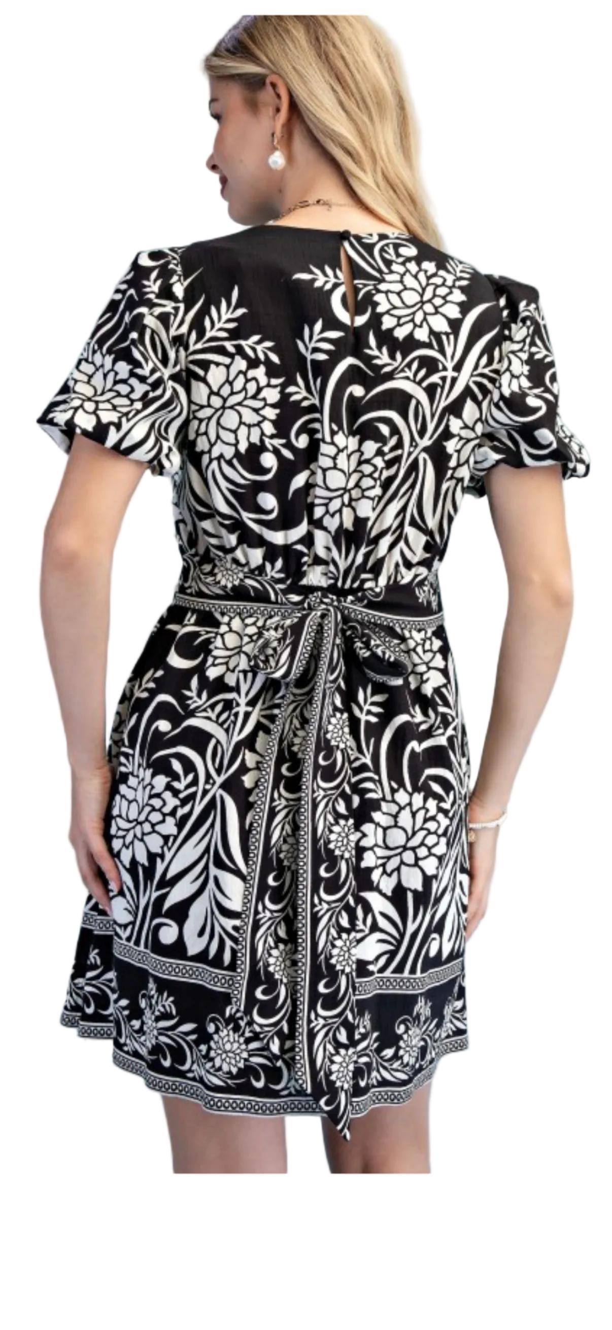 Gigio Black & Ivory Pleated Mini Dress Scalloped V-Neck with Tie Belt