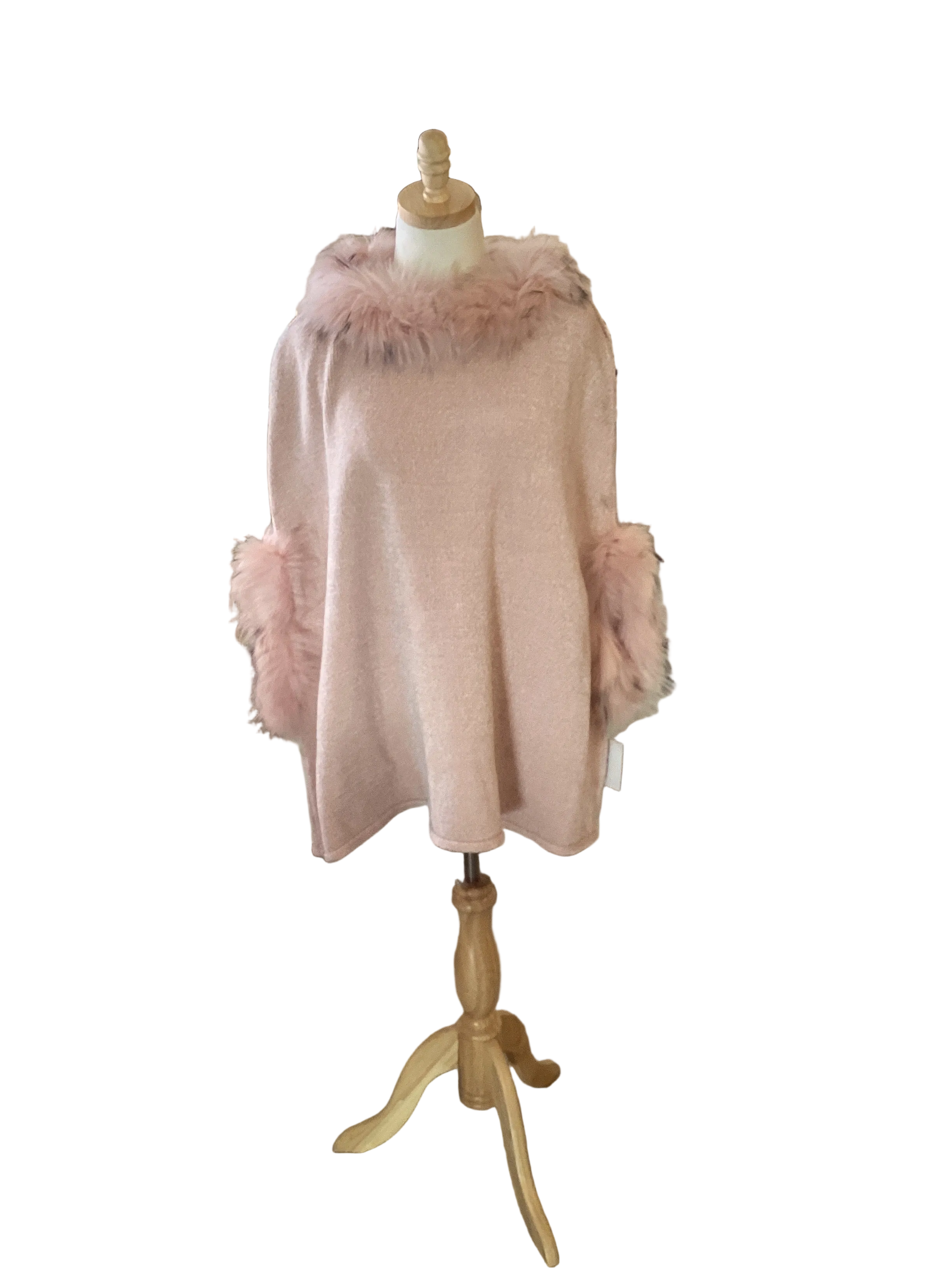 Dolcecabo pink sweater with dolman sleeve and fur collar/cuff