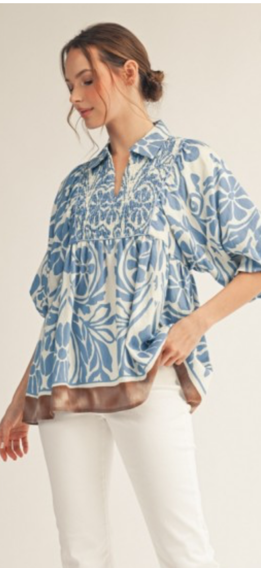 Jodifl blue floral top with brown trim