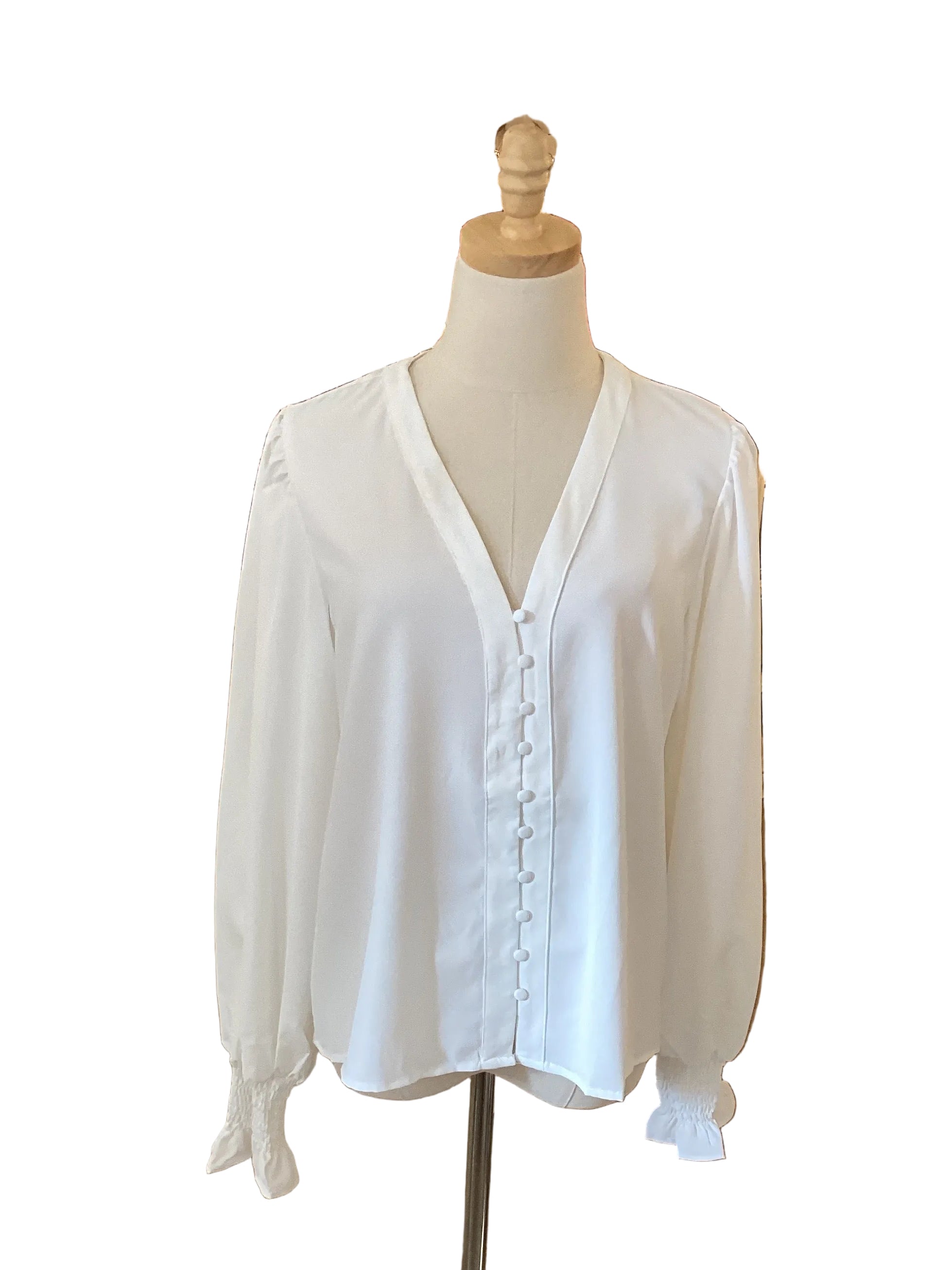 Vine &Love white button down long sleeve blouse